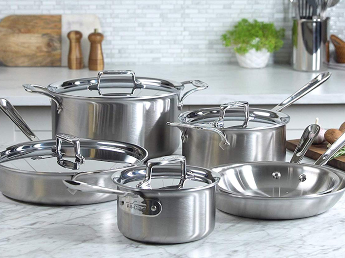 https://www.businessinsider.in/thumb/msid-71222795,width-700,height-525/The-best-cookware-set-overall.jpg