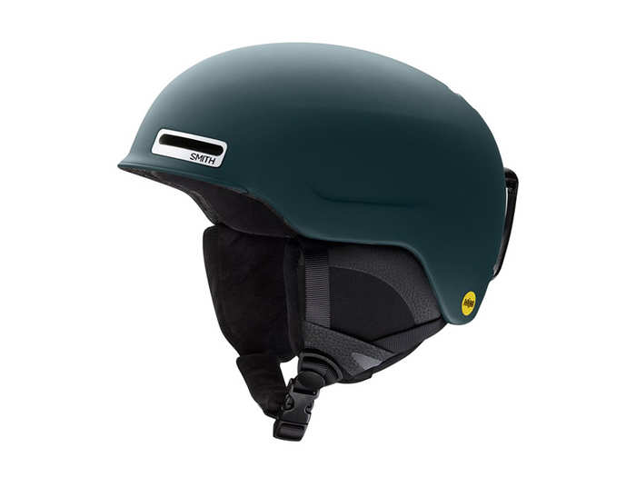 A snow helmet with MIPS protection