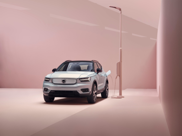 The Volvo XC40 Recharge is an electrified version of the regular XC40, Volvo’s compact crossover SUV.