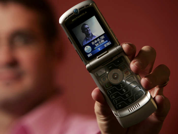 Motorola is fully embracing the Razr's nostalgic appeal with a hidden "Retro Razr" mode.