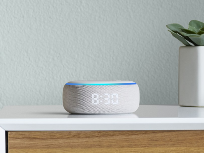 An Echo Dot that works as a speaker and alarm clock