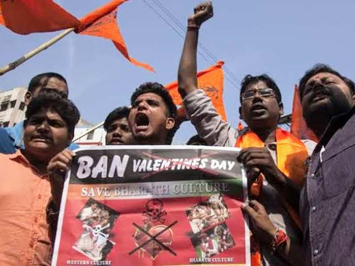 ​In India, Hindu Sena is threatening to put couples in jail if they’re spreading “obscenity”.