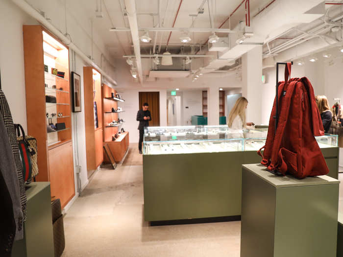 Inside a ritzy new San Francisco luxury consignment store from the first  resale company to go public, where Louis Vuitton, Gucci, and Supreme should  attract a deep-pocketed clientele