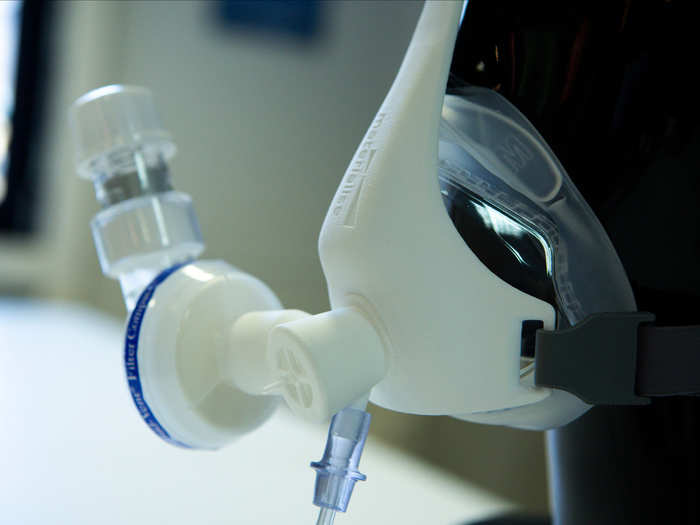 The entire design consists of a non-invasive mask, a filter, a valve, and a 3D-printed connector.