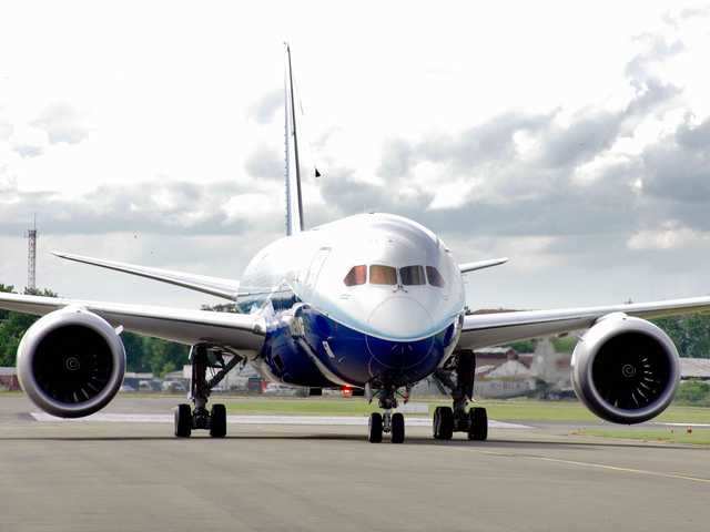 The private jet version of the Boeing 787 can cost more than $200 ...