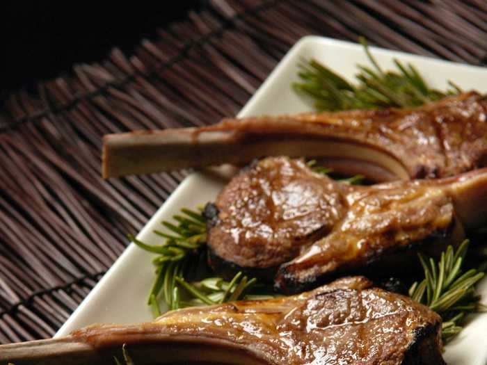 You can whip up a great plate of lamb chops in just a few minutes.