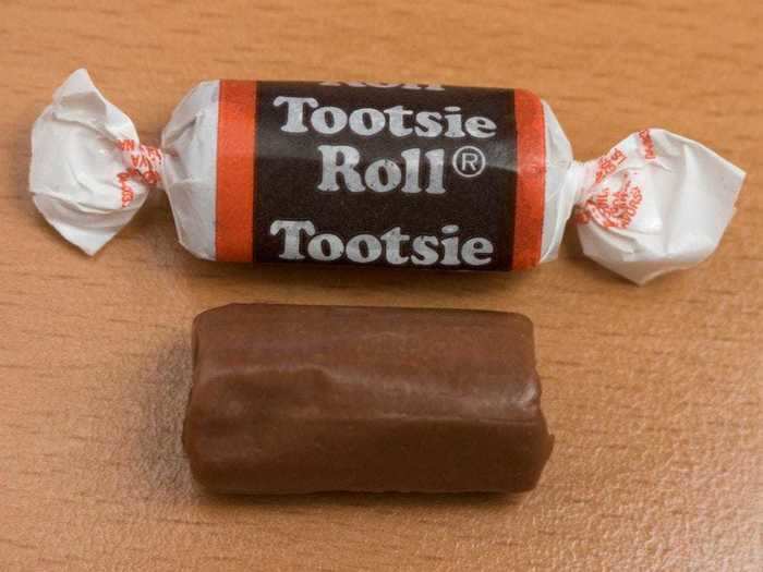 1945 — Tootsie Rolls