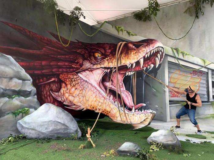 Goerges Rousse is a graffiti artist based in France.