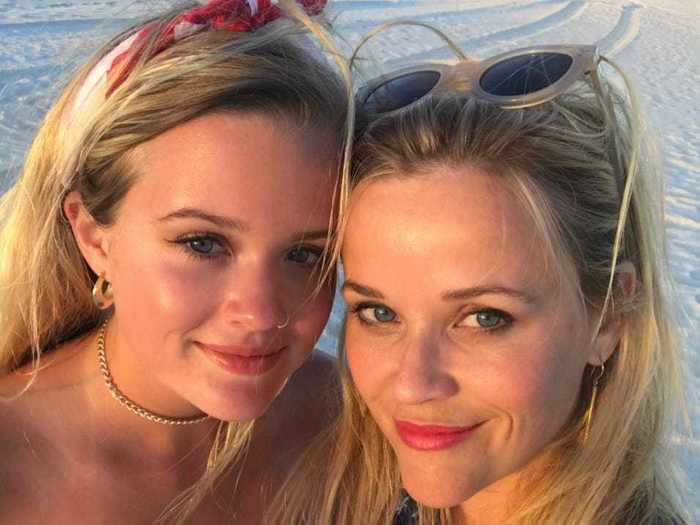 Ava Elizabeth Phillippe looks exactly like her mother Reese Witherspoon.