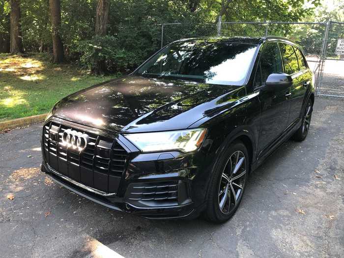 My 2020 Audi Q7 55 TFSI test SUV arrived wearing a suave "Orca Black Metallic" paint job. The as-tested price was $76,040, but the base price was $60,800. (The cheapest Q7 is $54,800.)