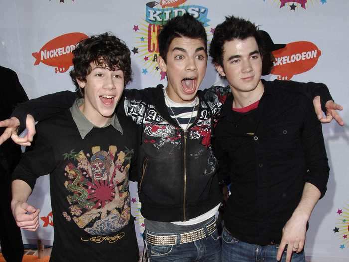 Here's the band at their first Kids' Choice Awards appearance in April 2006.