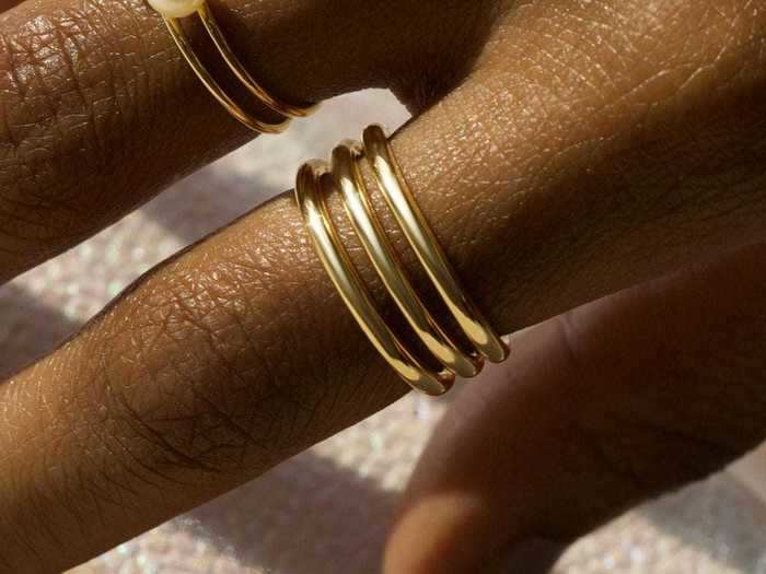A set of simple gold bands