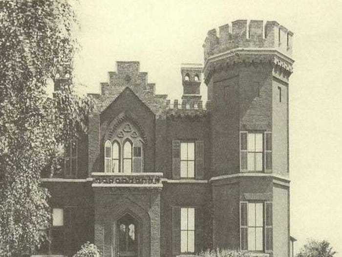 The mansion was built in 1871 by Scottish immigrant Samuel Laurie.