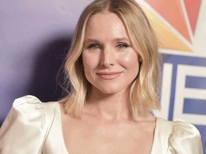 Kristen Bell, known for her roles on "The Good Place" and "Veronica Mars," is returning as the "Gossip Girl" narrator.