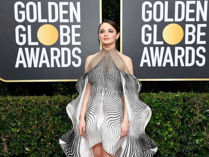 Joey King wore an Iris van Herpen dress with a hypnotizing pattern to the 2020 Golden Globe Awards in January.