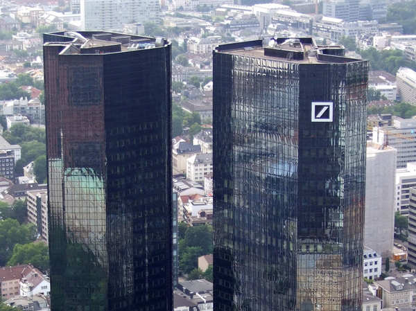 Deutsche Bank Plans To Hire 1 000 Freshers In India As It Looks To Build Core Technologies In House