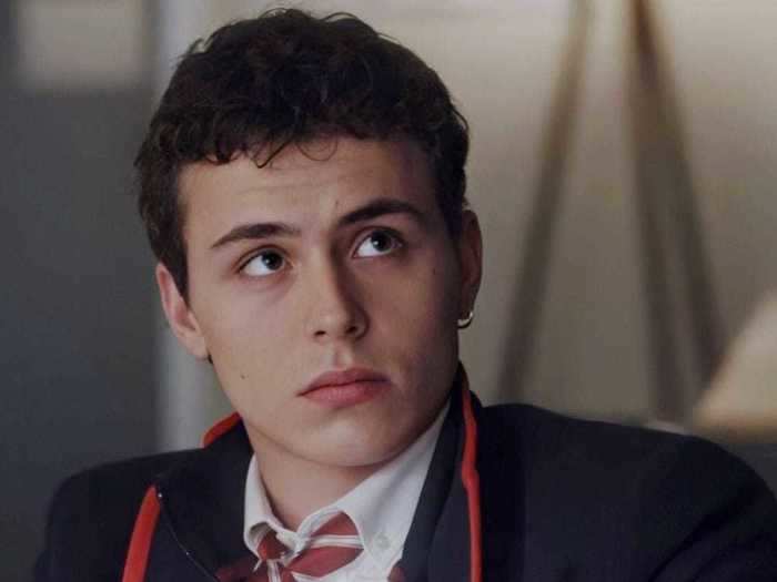Ander Muñoz is the son of the principal at Las Encinas, and he is 16 at the beginning of season one.