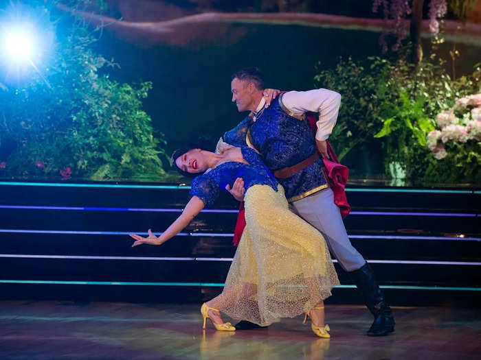 Brian Austin Green and girlfriend Sharna Burgess scored 25 out of 40 with their waltz to "Someday My Prince Will Come" from "Snow White & The Seven Dwarfs." The judges weren't fond of the couple's PDA while dancing.