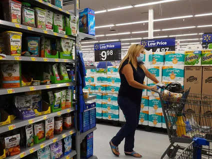 
Retailers are building their own ad businesses to compete with Amazon. Here's the latest news on Walmart, Instacart, and more.
