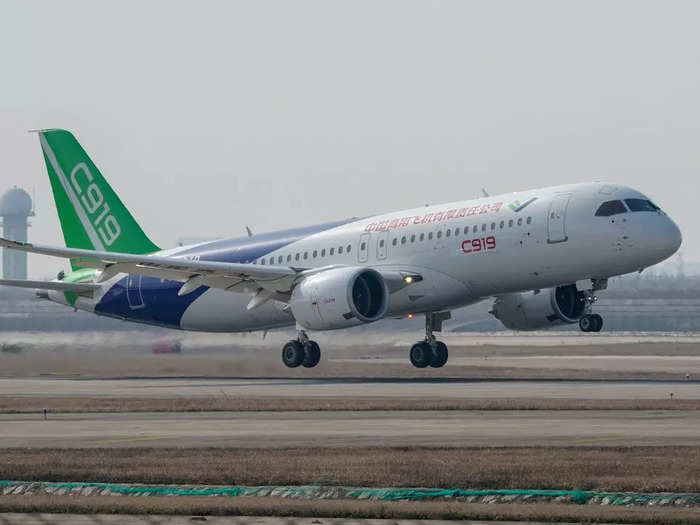 The C919 is a narrowbody passenger jet made by state-owned aerospace manufacturer Commercial Aircraft Corporation of China (Comac), built to rival the industry's top planemakers, Boeing and Airbus.