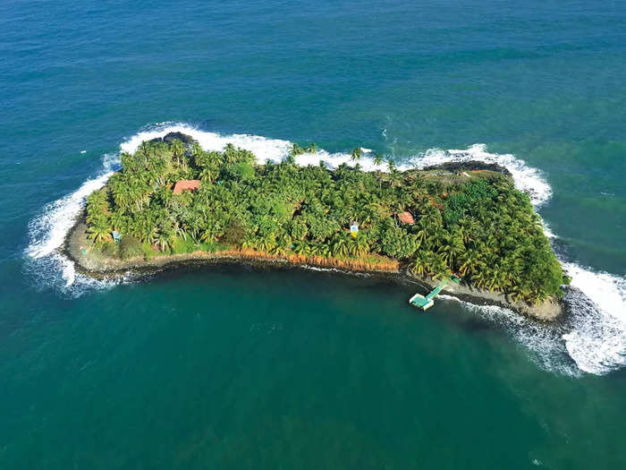 This entire Caribbean island could be yours for $475,000.