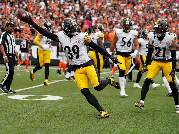 Pittsburgh Steelers (+4) over Cleveland Browns*