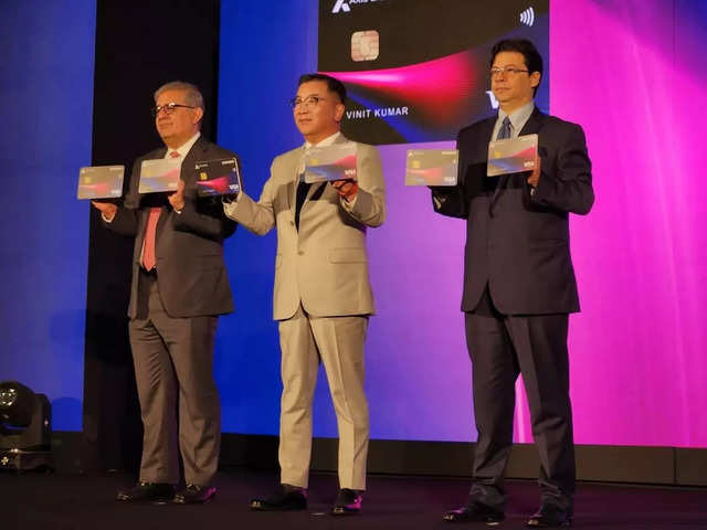 
Samsung announces co-branded credit card in partnership with Axis Bank and Visa
