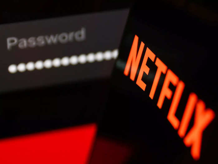 Netflix will introduce its paid-sharing account before the end of March.