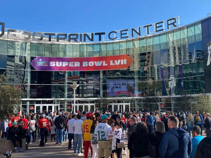 Super Bowl week officially kicked off on Monday in Phoenix, Arizona with a huge Media Day at the Footprint Center, where the Phoenix Suns play their home games.
