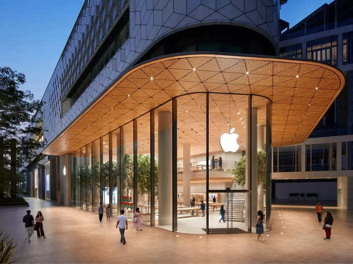 Here’s a look inside the first Apple Store in India at BKC, Mumbai